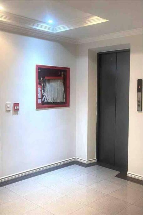 Suite en Av Republica del Salvador Quicentro norte