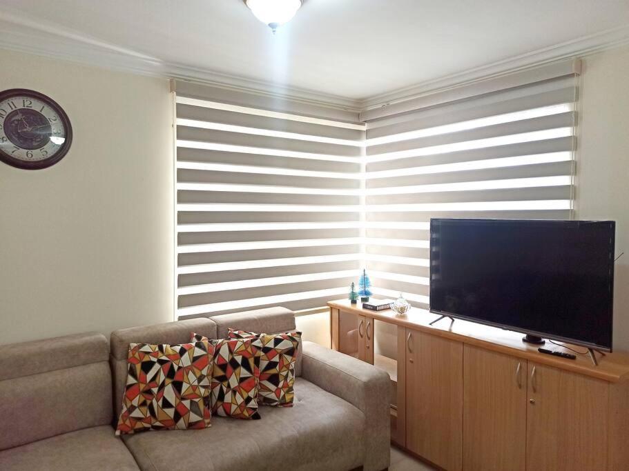 Suite en Av Republica del Salvador Quicentro norte