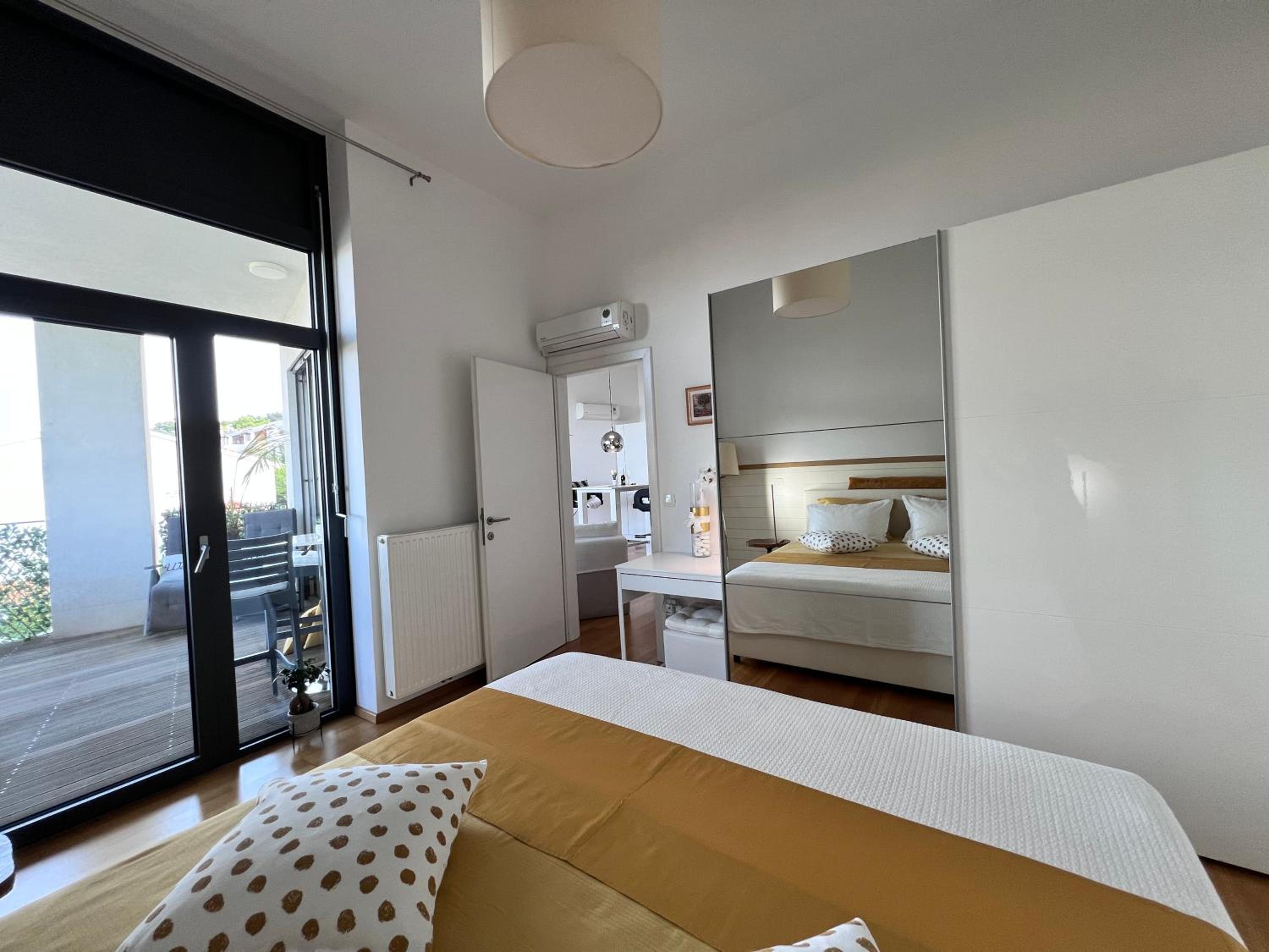 Lux -Luxury Sea and Mountains View Apartment-NEW