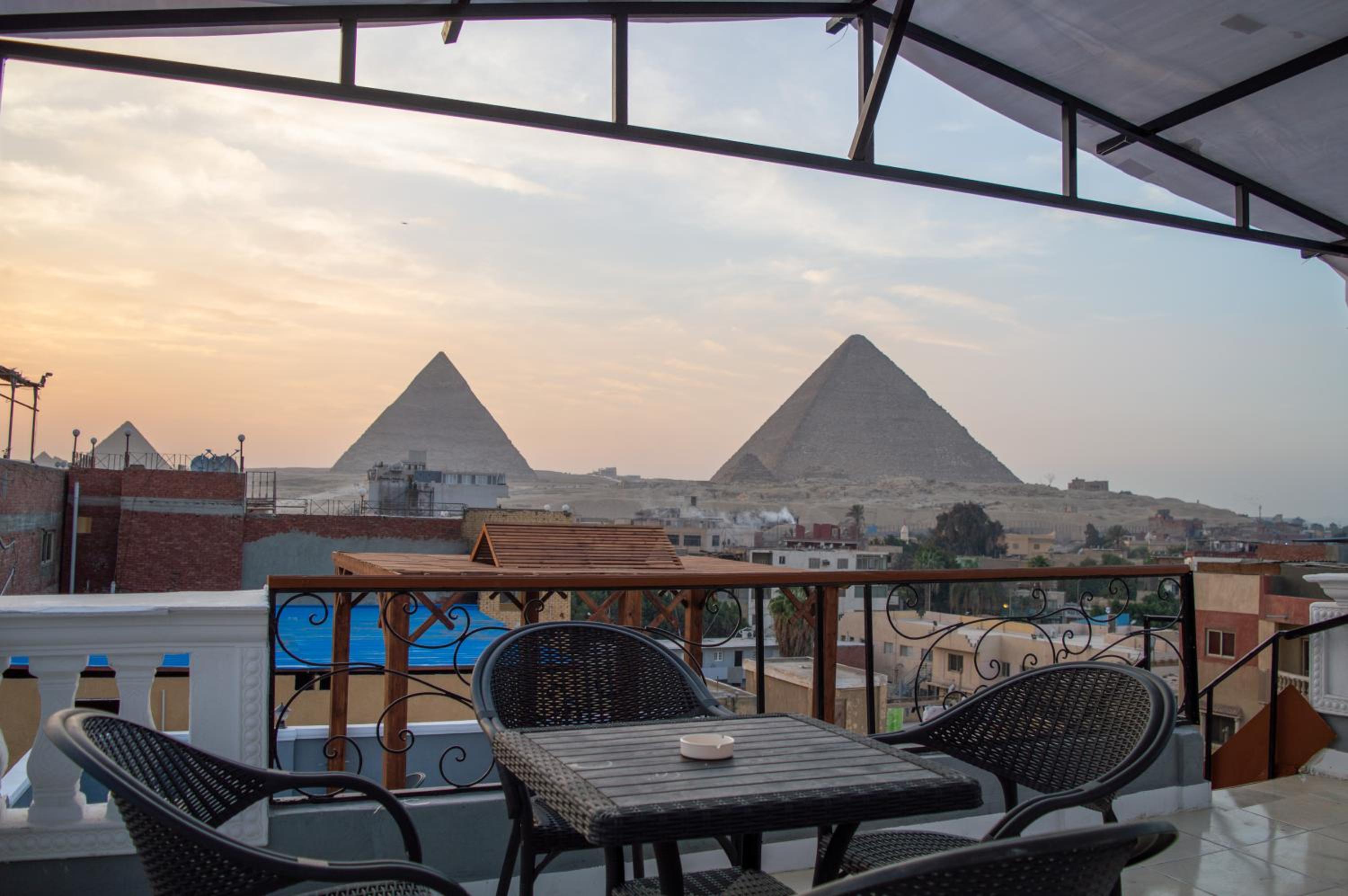 The Pyramids Gate Inn