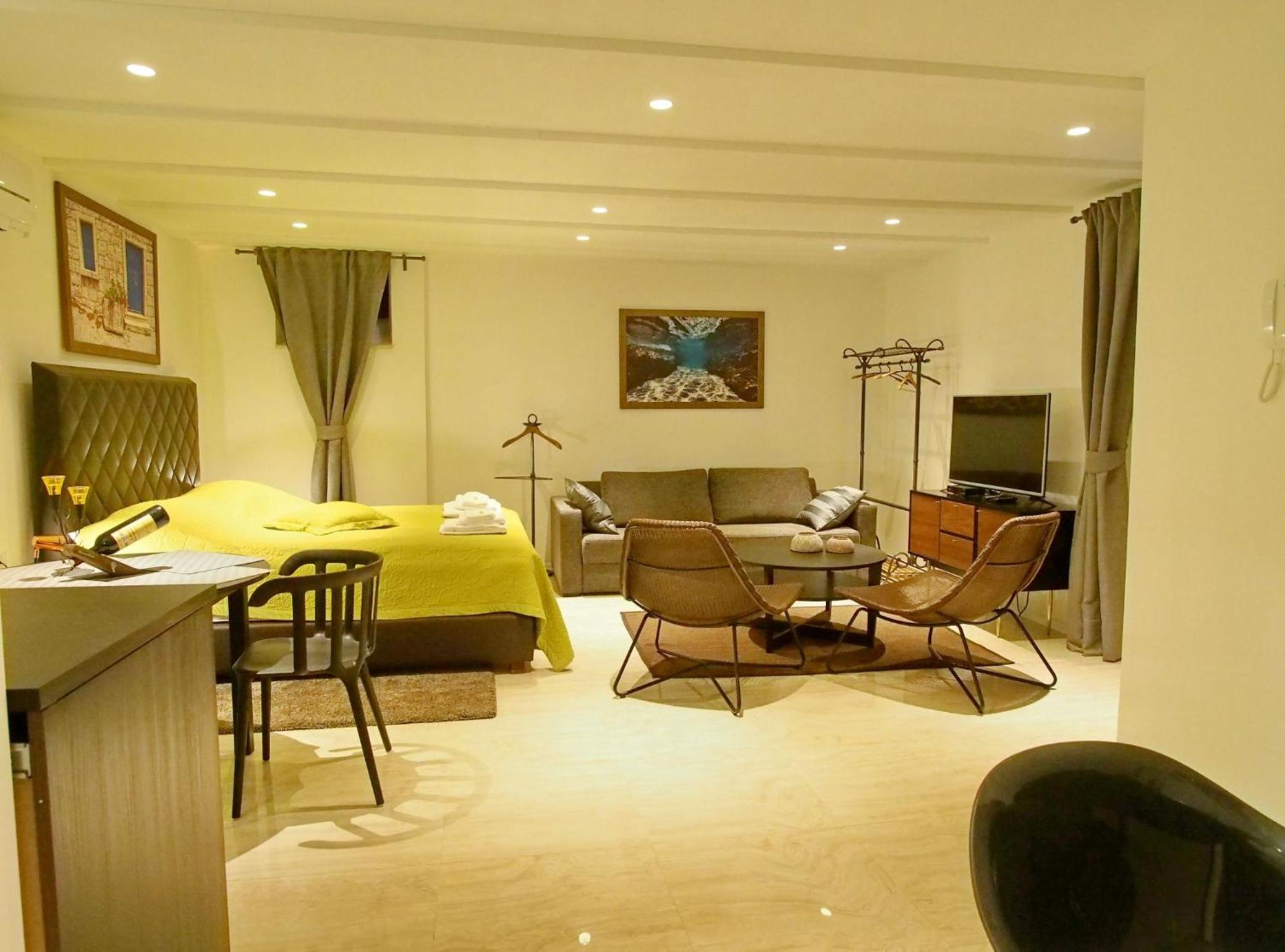 Luxury Style Apartments