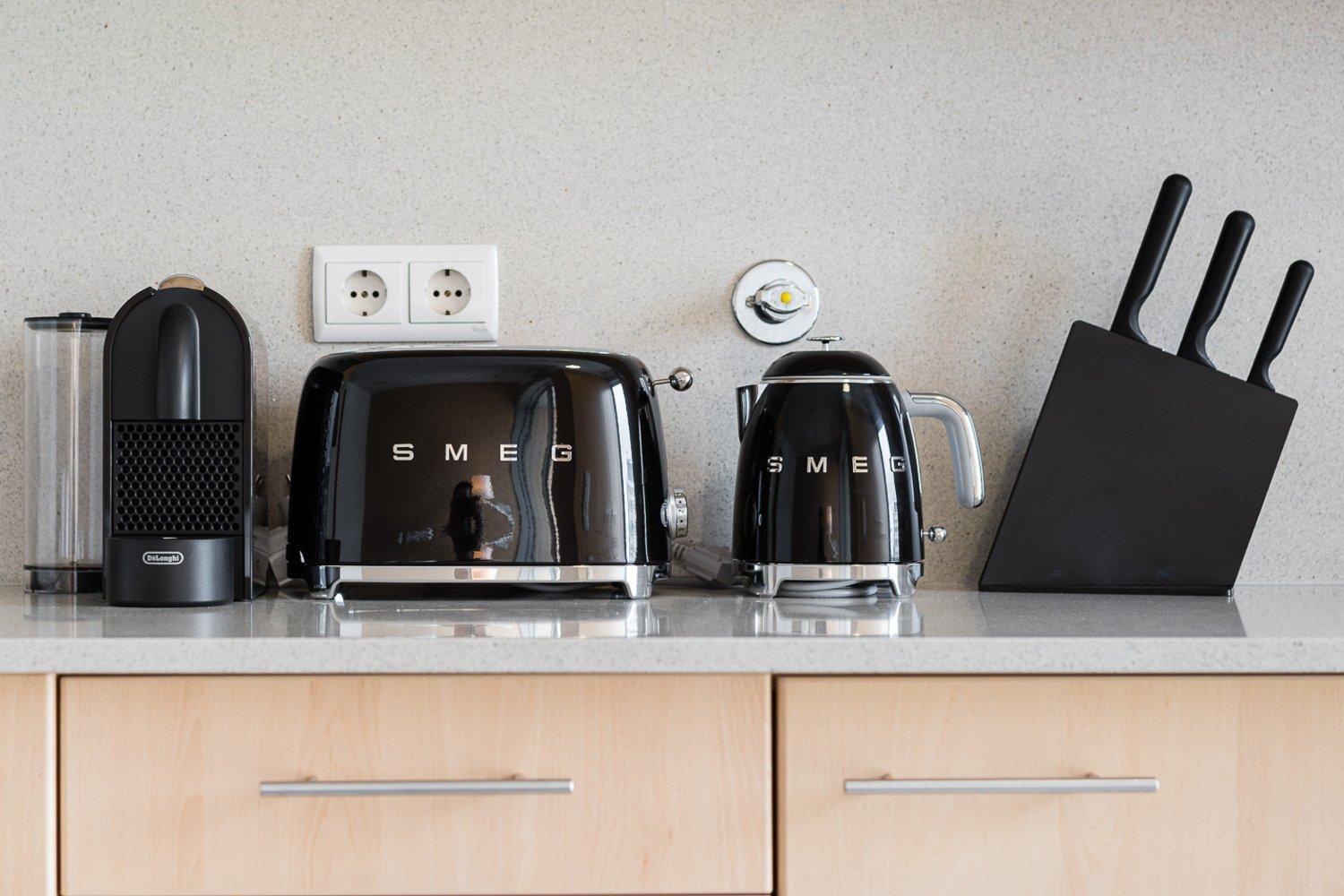 GuestReady - Antas Studio en Porto — kitchen