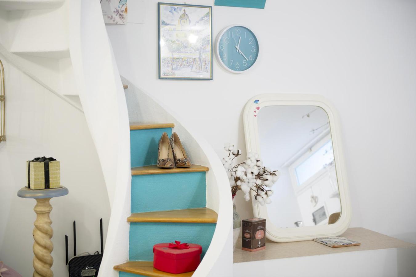 Apt 200mt from the beach,parking photo 5