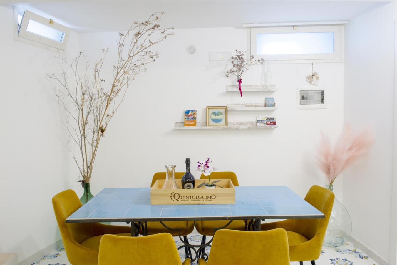 Apt 200mt from the beach,parking photo 1