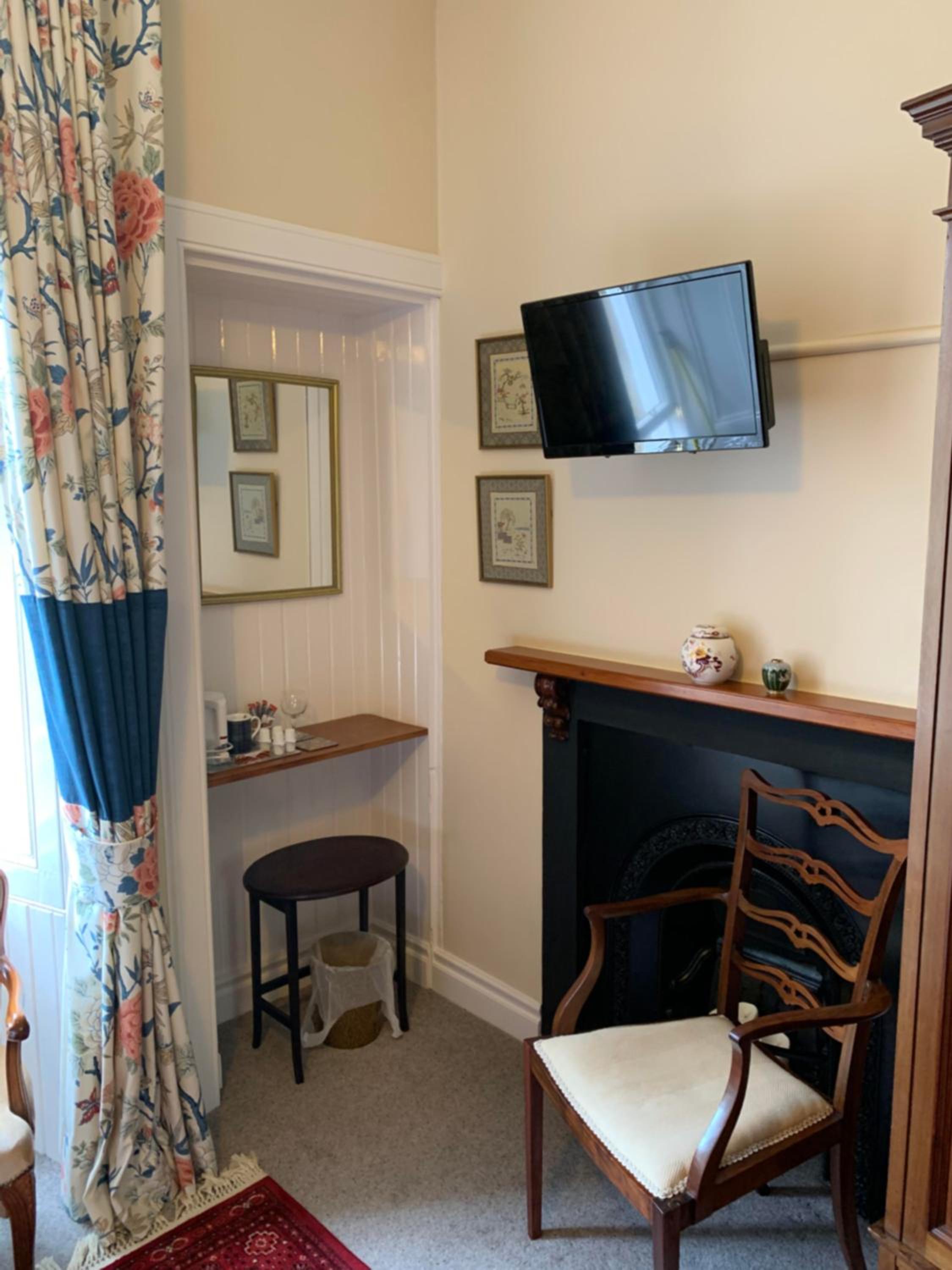 Leven House Bed and Breakfast