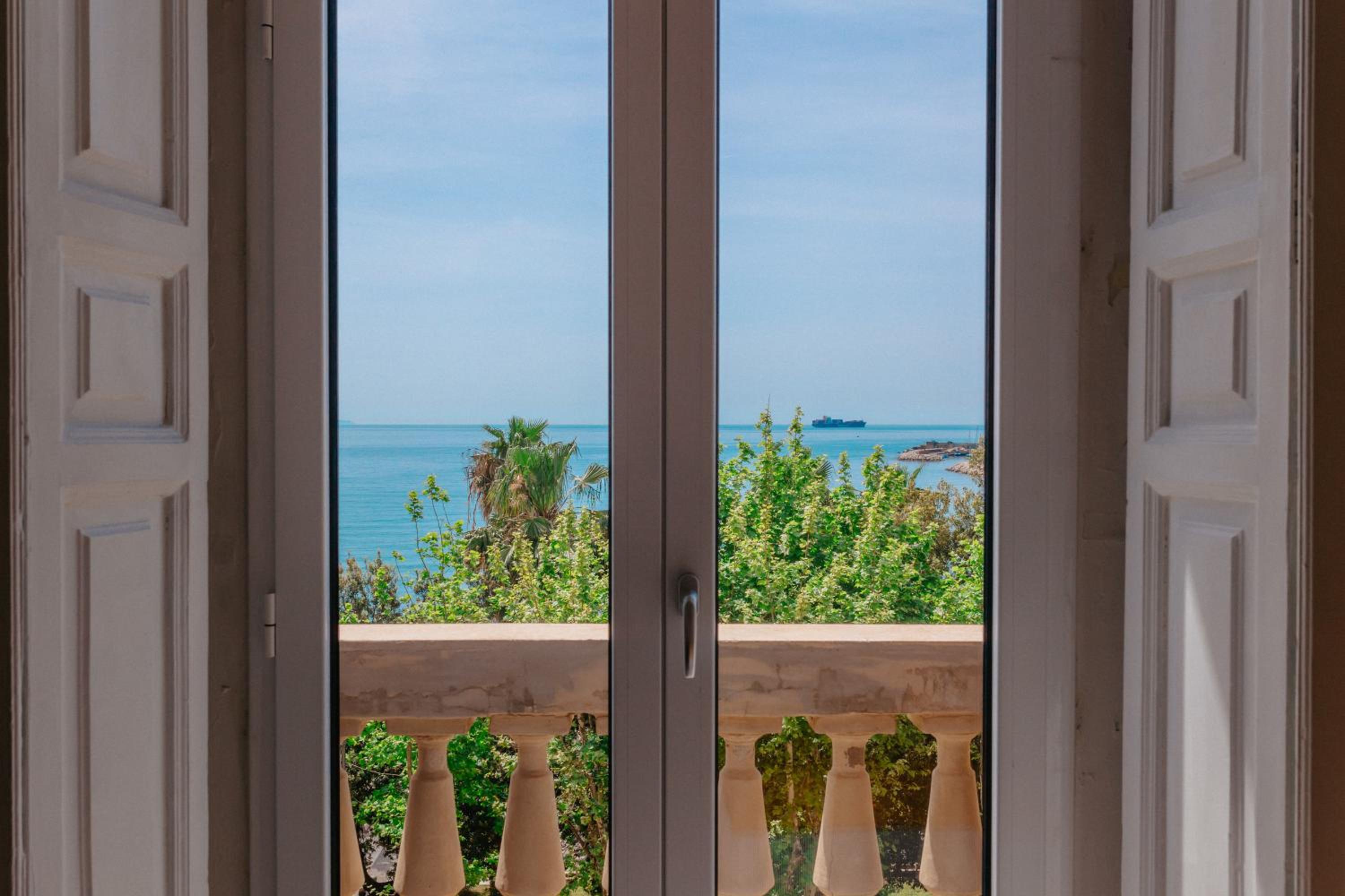 Blue Sea View Apartment photo 4