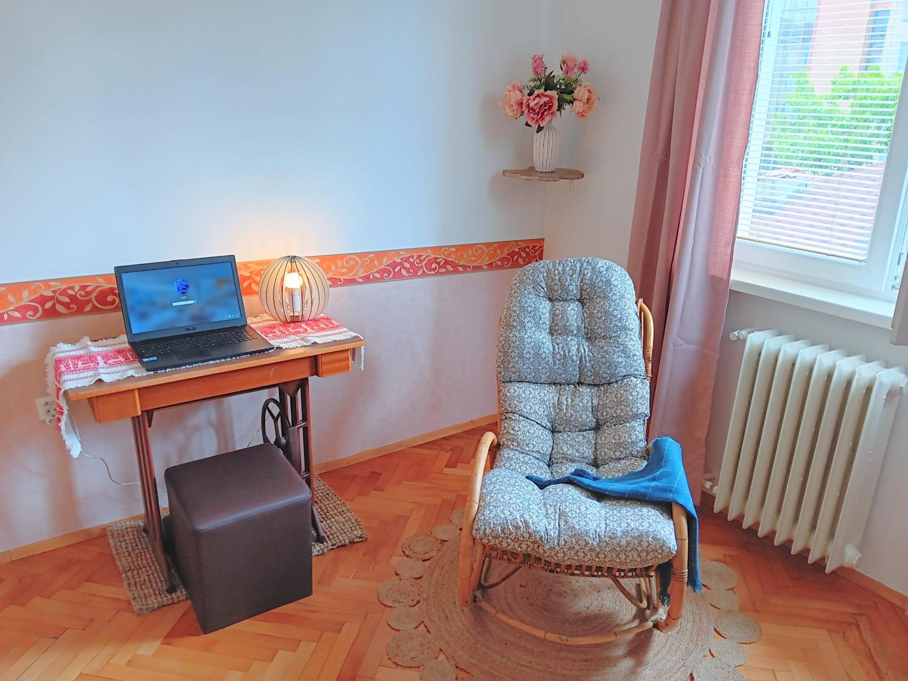 Sofia Center Chic Suite - Separate Kitchen and Balcony