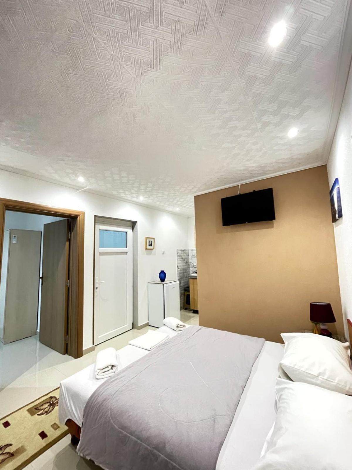Becic Apartments