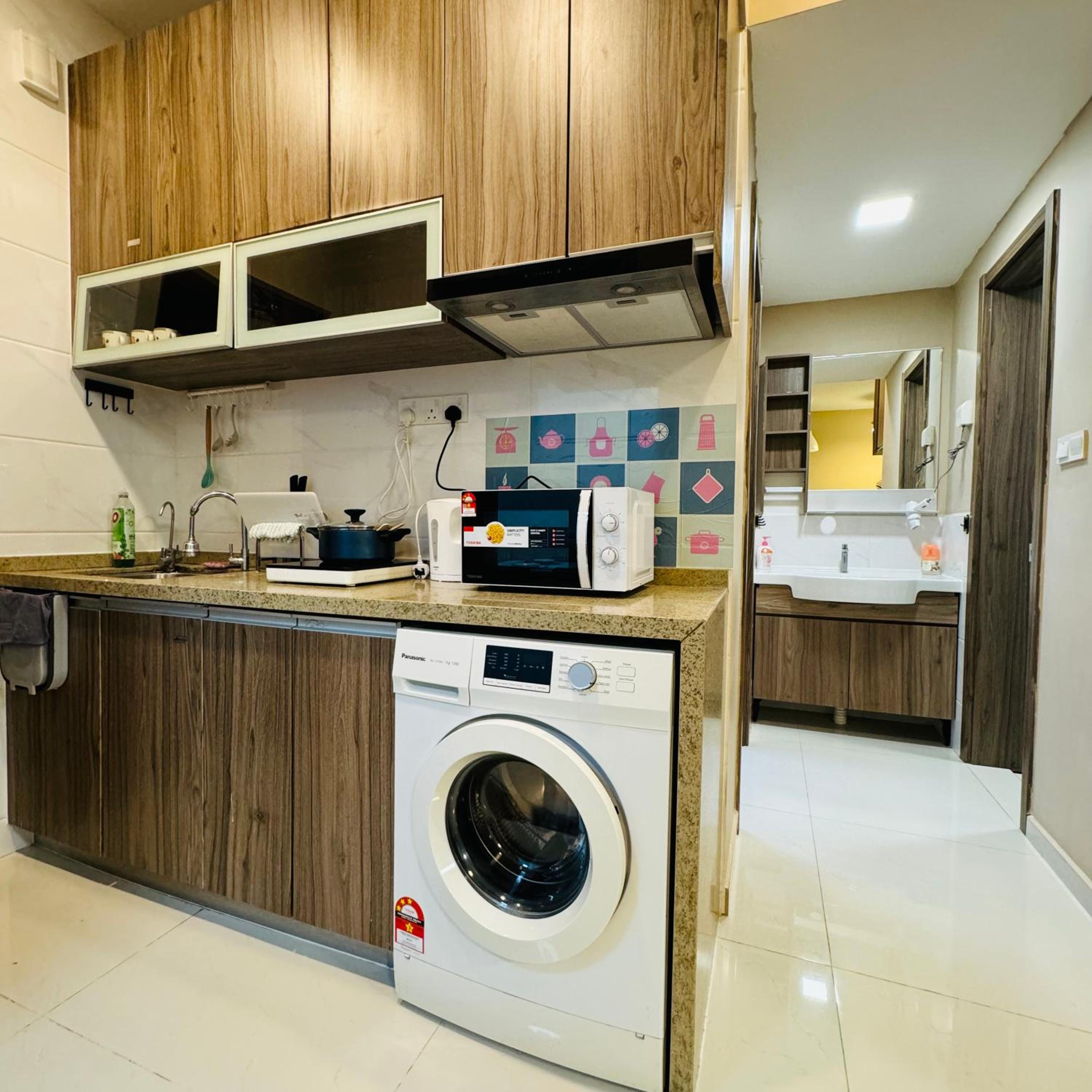 Cozy 3B1R Forest City Apartment Duty Free Shop photo 7