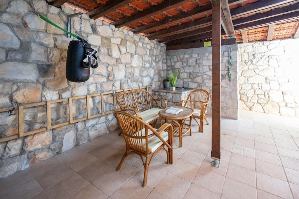 Peaceful Stone House 100m from Sea Private Garden Drvenik Veliki view 5