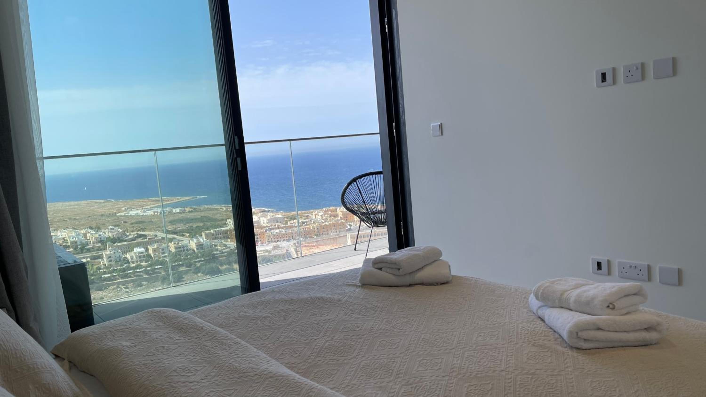 Mercury Tower Suites with pool access