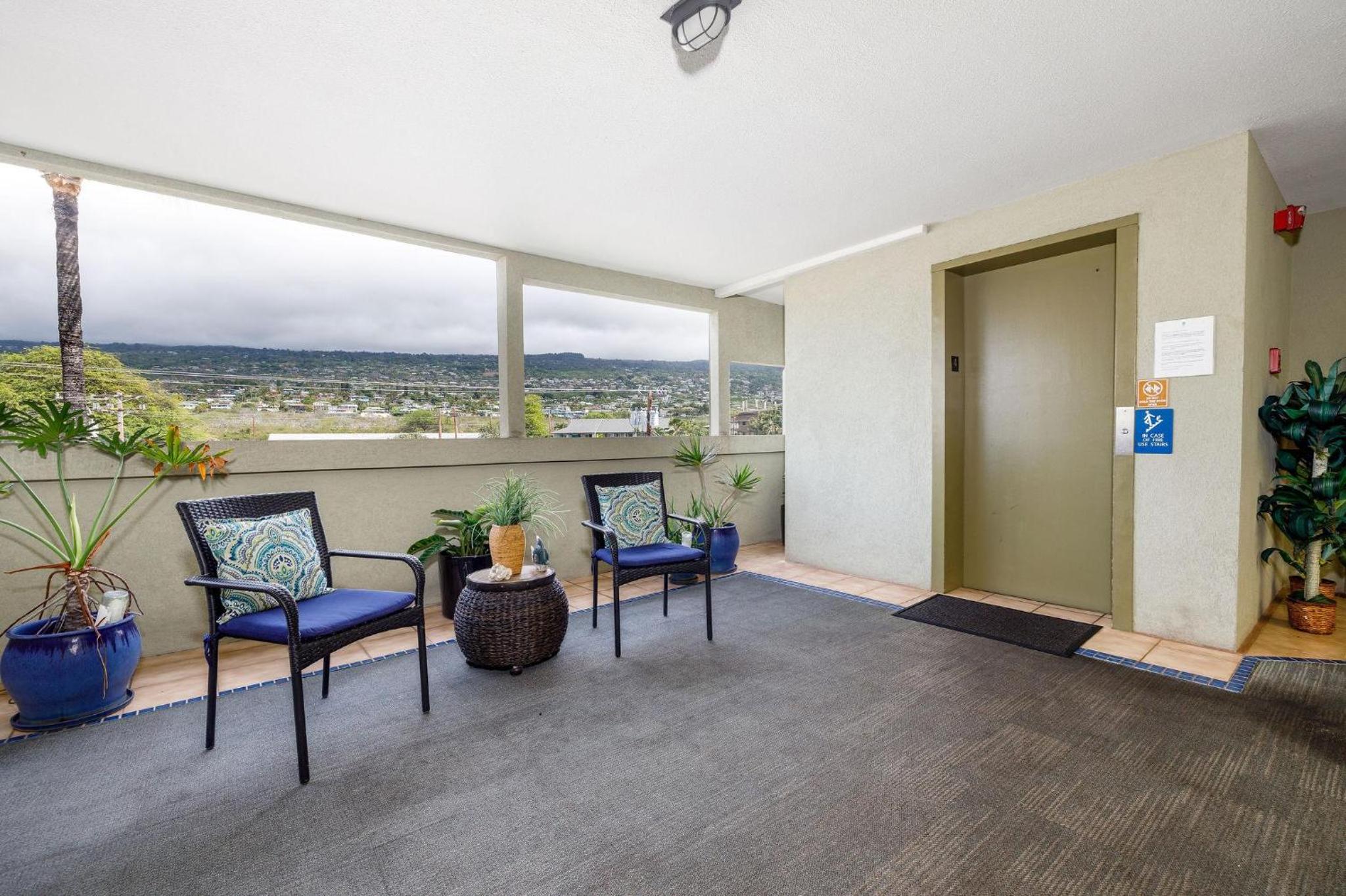Banyan Tree 404D