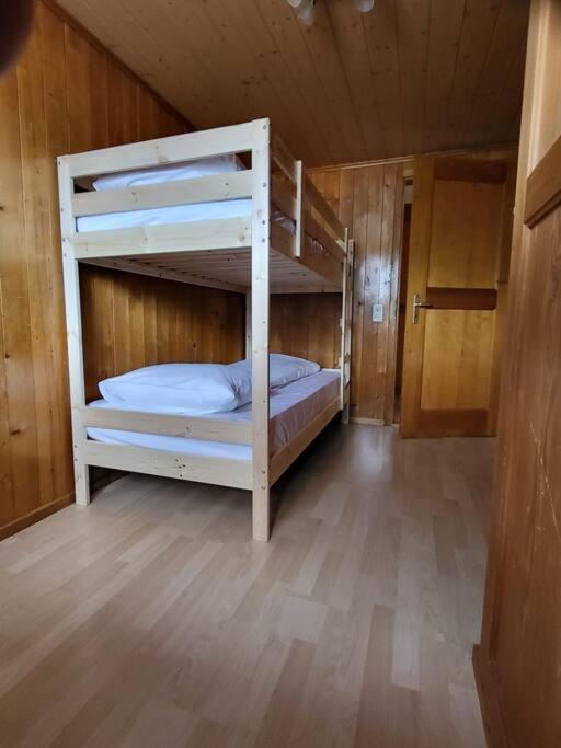 Chalet Engi Apt. 3 for up to 8 People