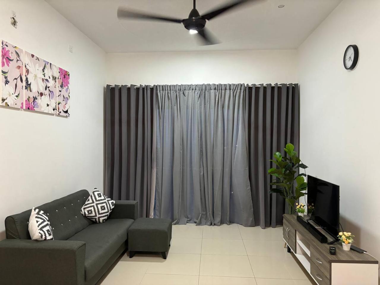 homestay tengah bandar kuala terengganu icon resindence