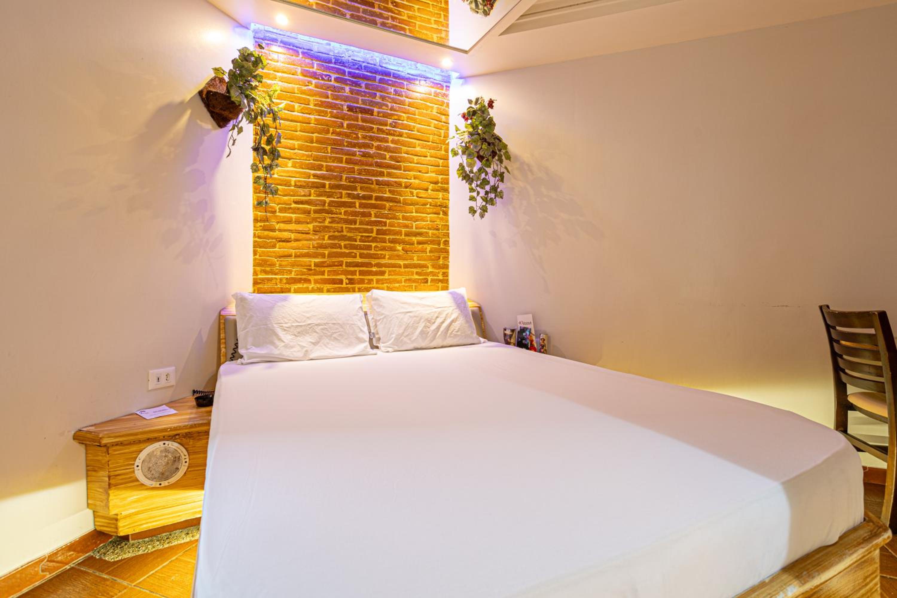 Motel Coqueiros 2