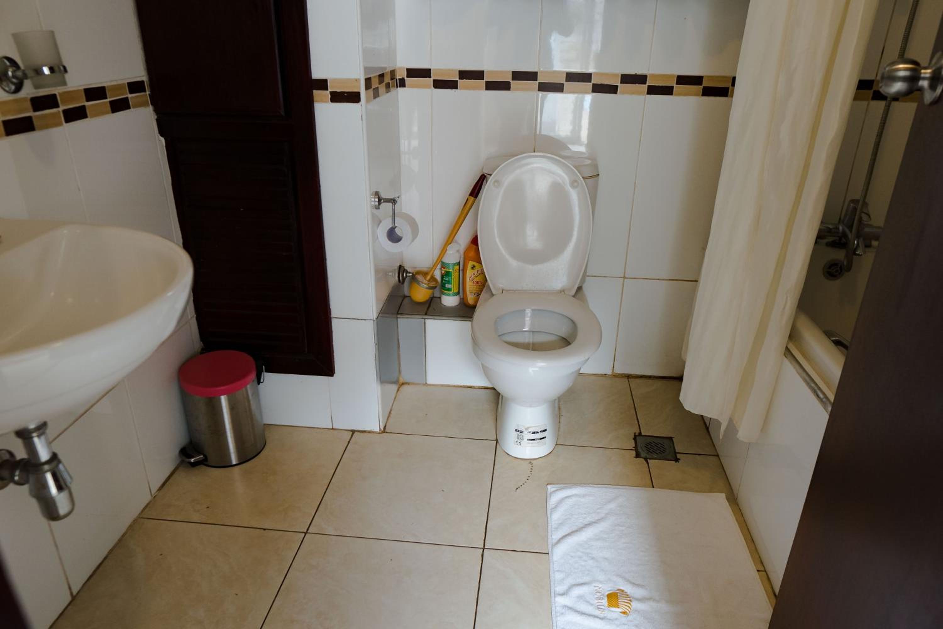 Nobilis Hotel and Apartments