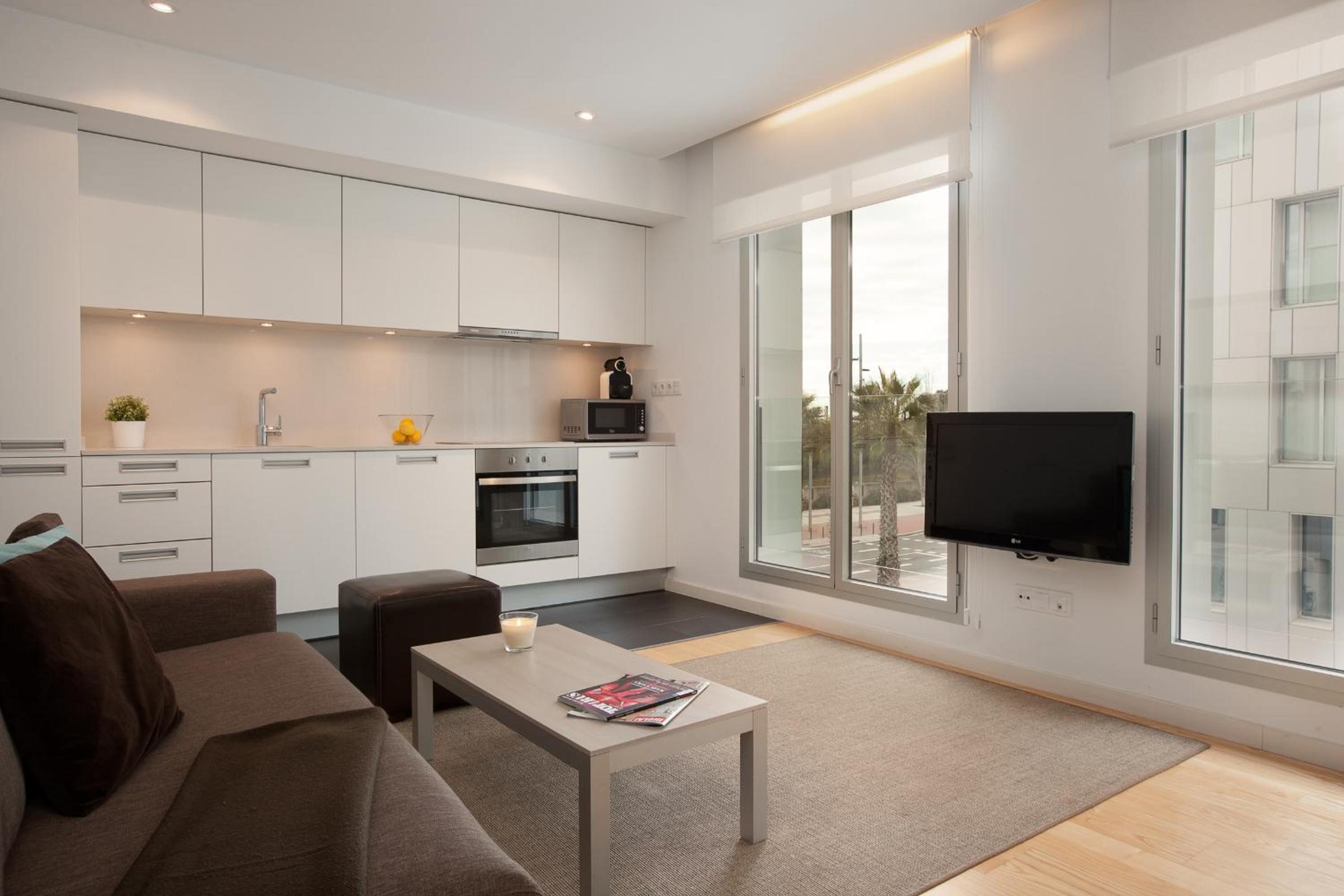Lugaris Beach Apartments