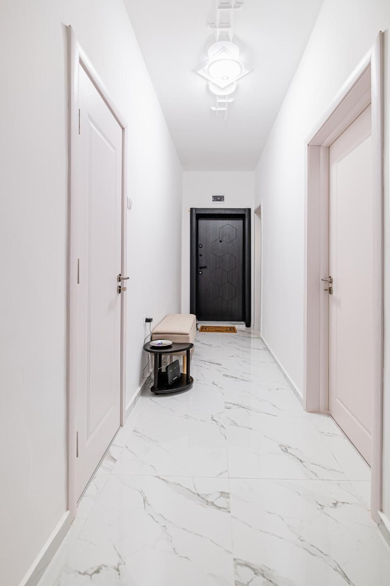 Bella 2BR Apartment