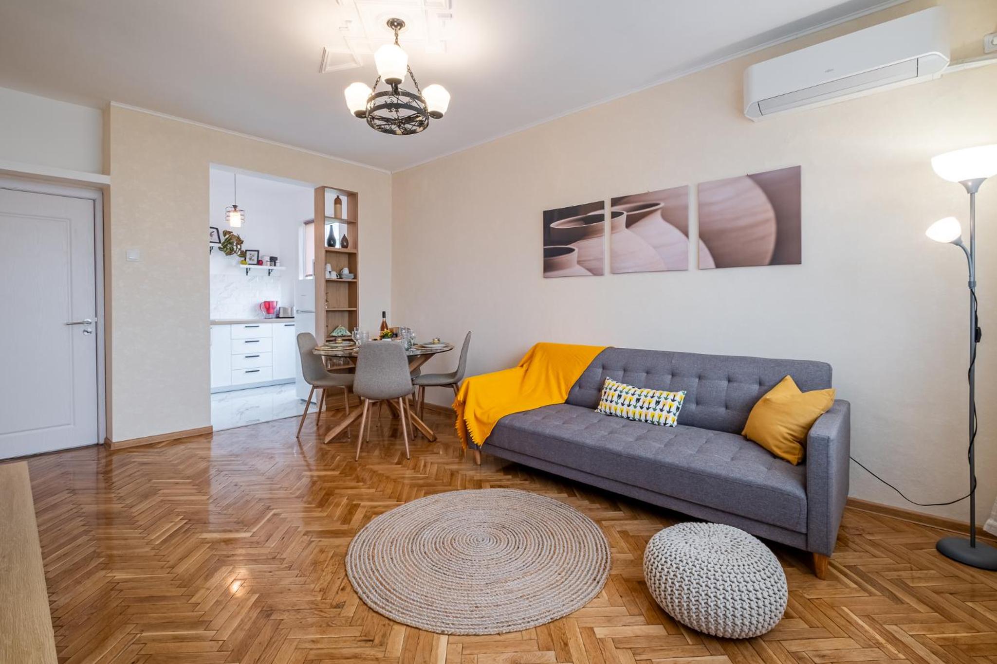 Bella 2BR Apartment