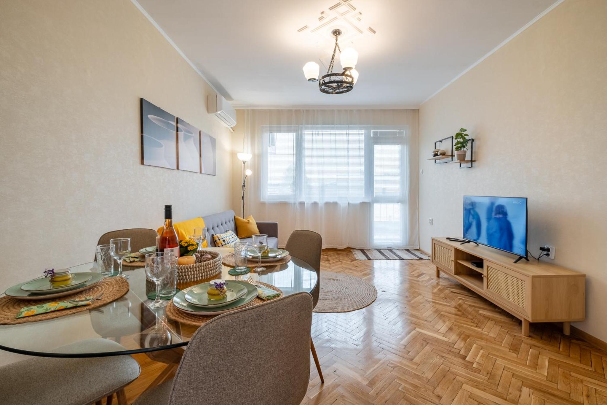Bella 2BR Apartment