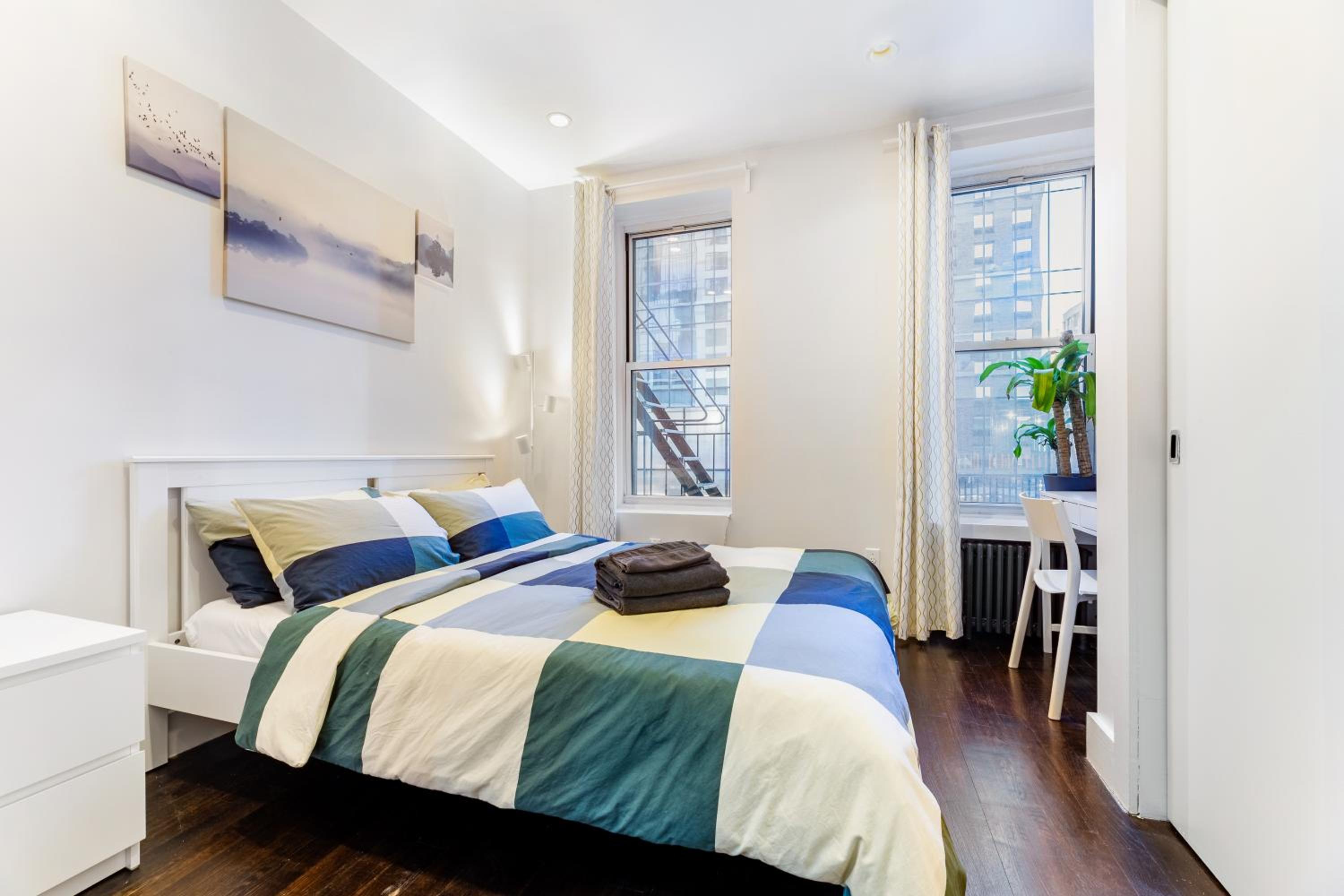 2 Bedroom Luxury Unit in the Heart of Manhattan