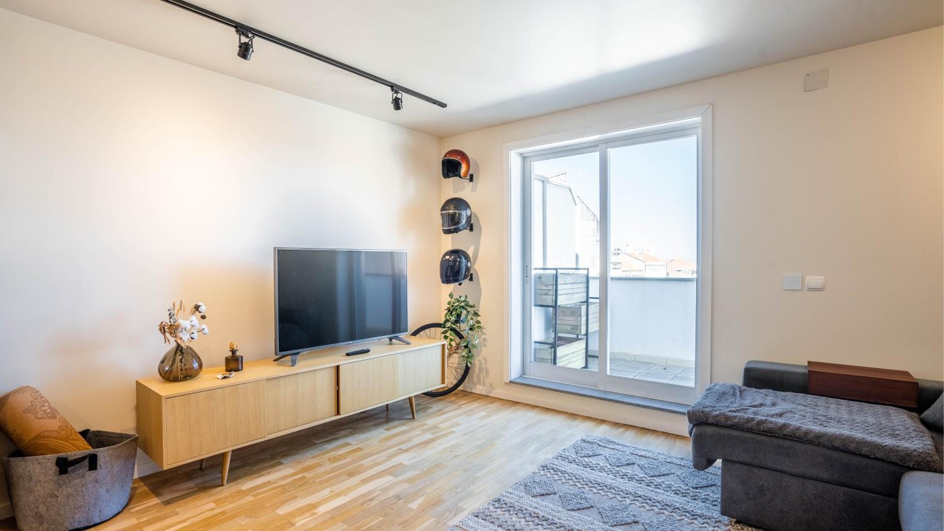 Capelo Residency by LovelyStay