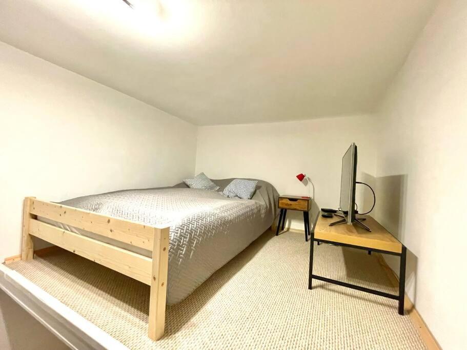 Csengery apartment