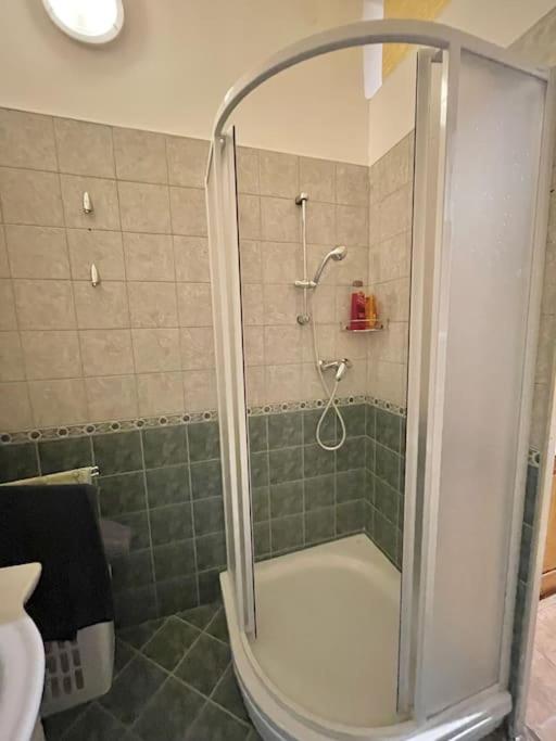 Csengery apartment