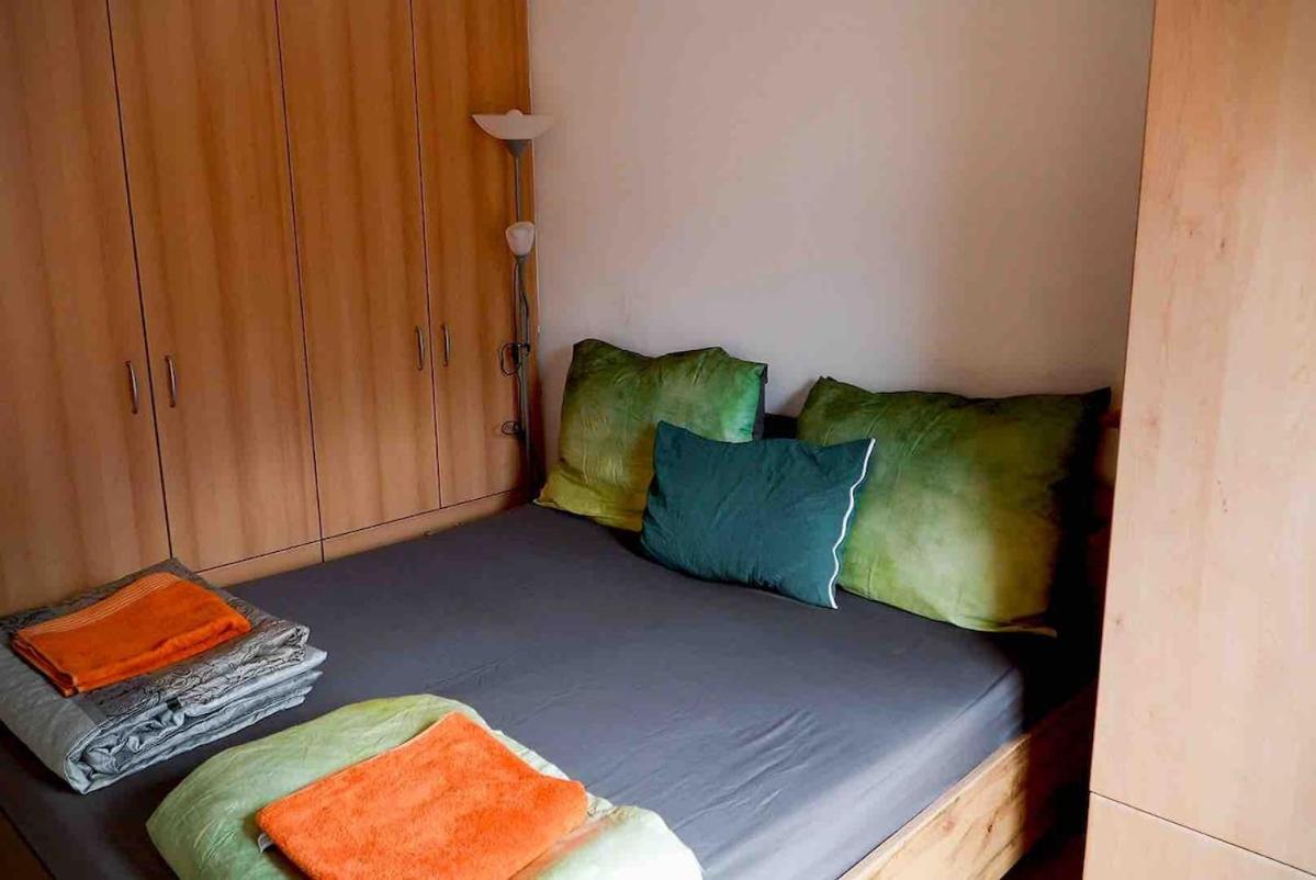 Close to City Centre and next to Wien HBF and easy from Airport
