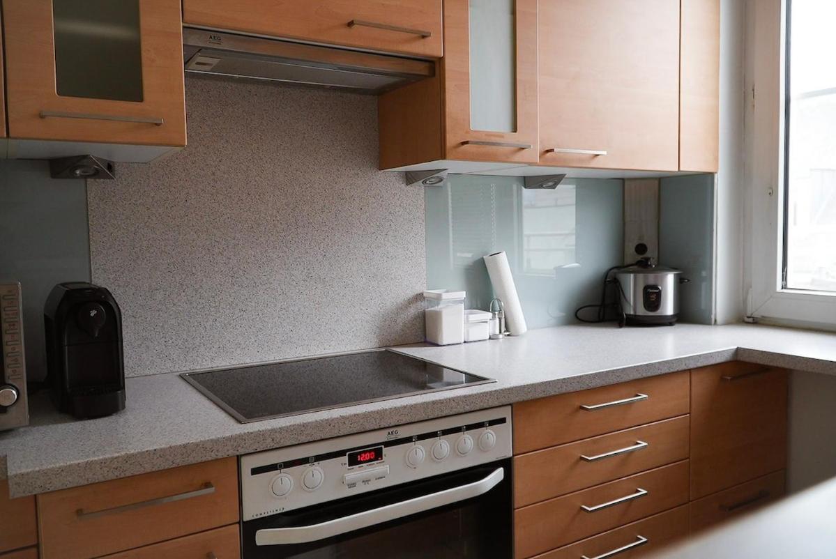Close to City Centre and next to Wien HBF and easy from Airport