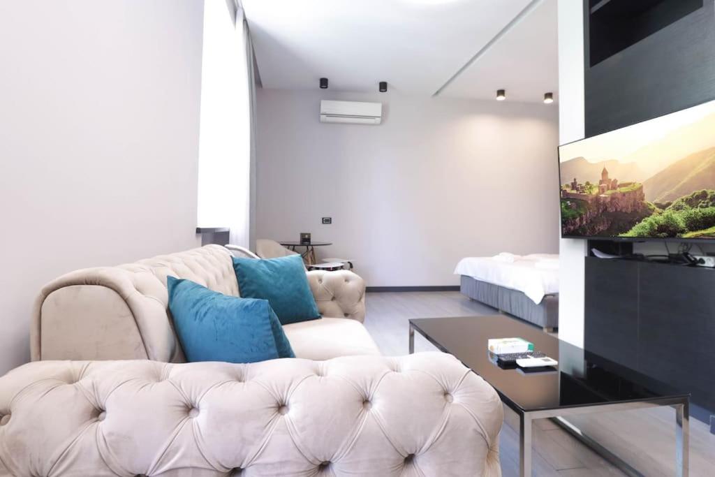 Stay inn on Tamanyan 1a-23