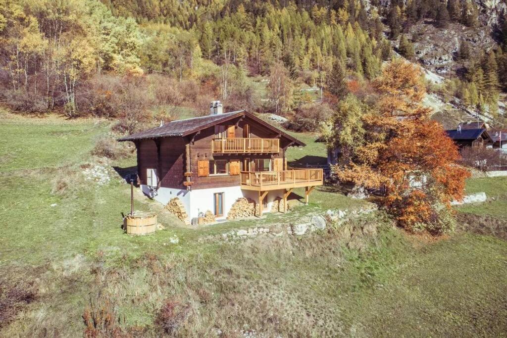 Beautiful chalet in Val d'Hérens, Evolène