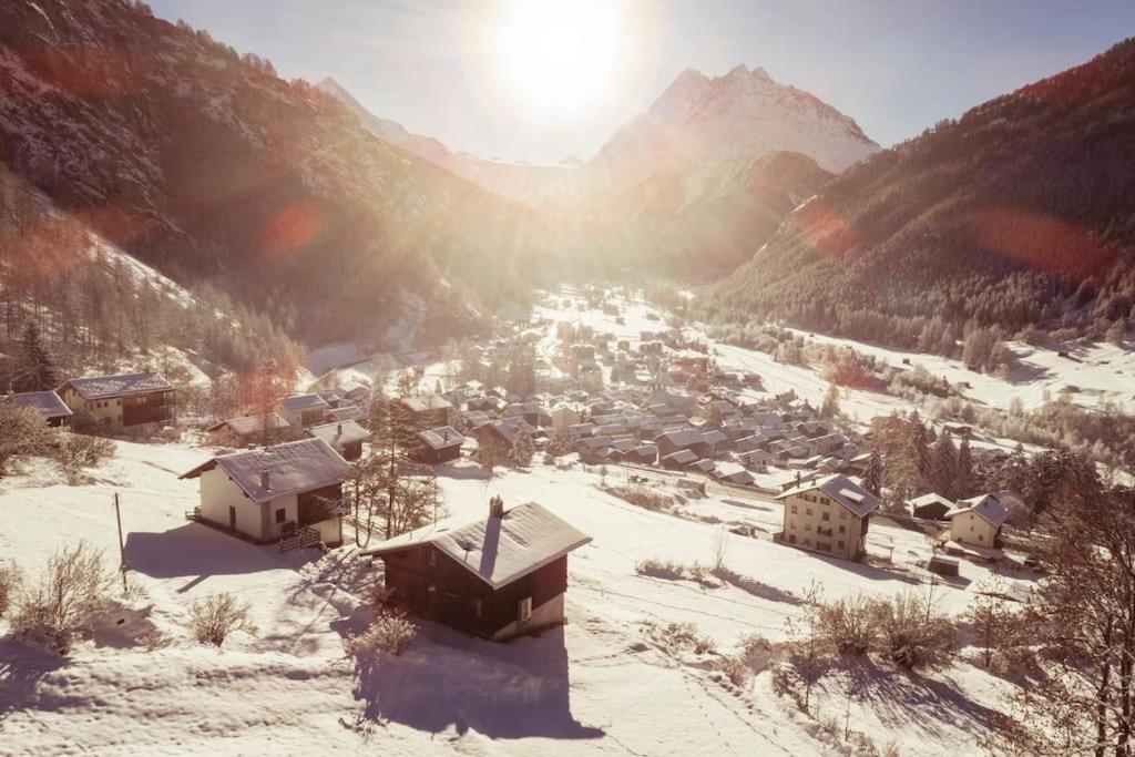 Beautiful chalet in Val d'Hérens, Evolène