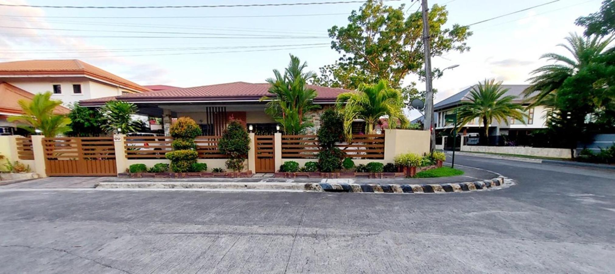Liturs house - Tangub view 4