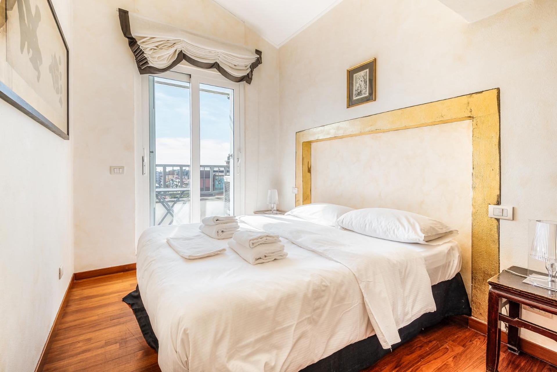 Brand New Central Milano Beatrice D'Este
