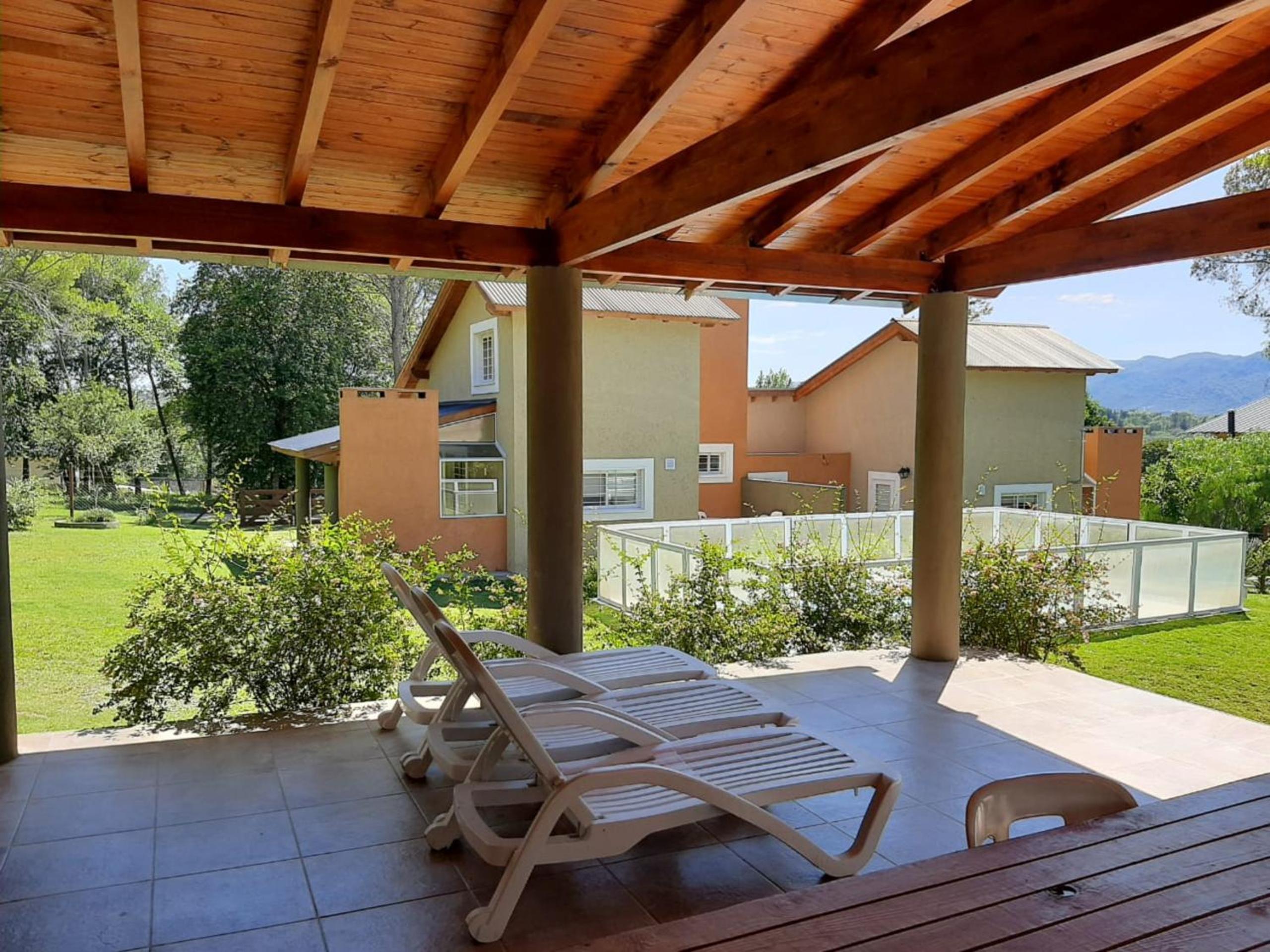 Fabulosa Casa Con Parque En Villa Gral Belgrano