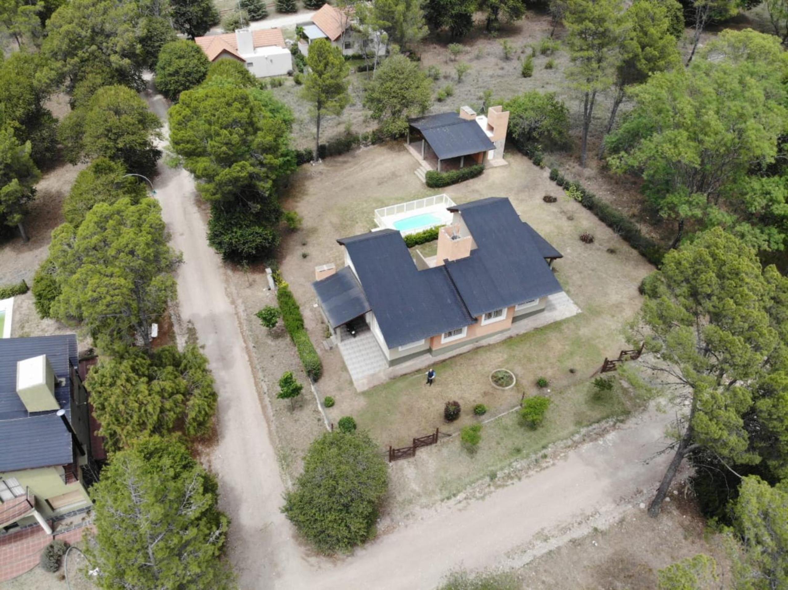 Fabulosa Casa Con Parque En Villa Gral Belgrano