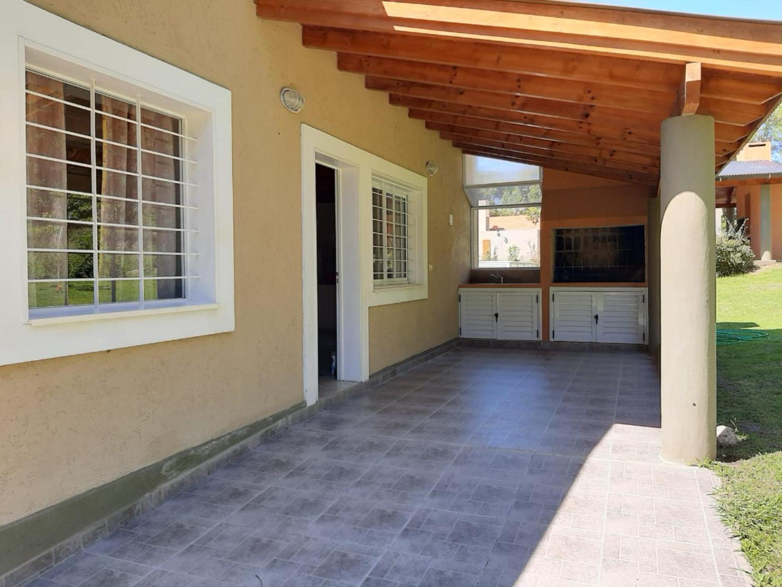 Fabulosa Casa Con Parque En Villa Gral Belgrano