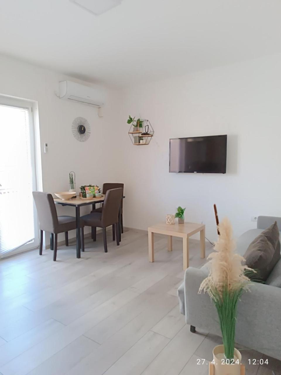 Sunčani apartman 2 view 3