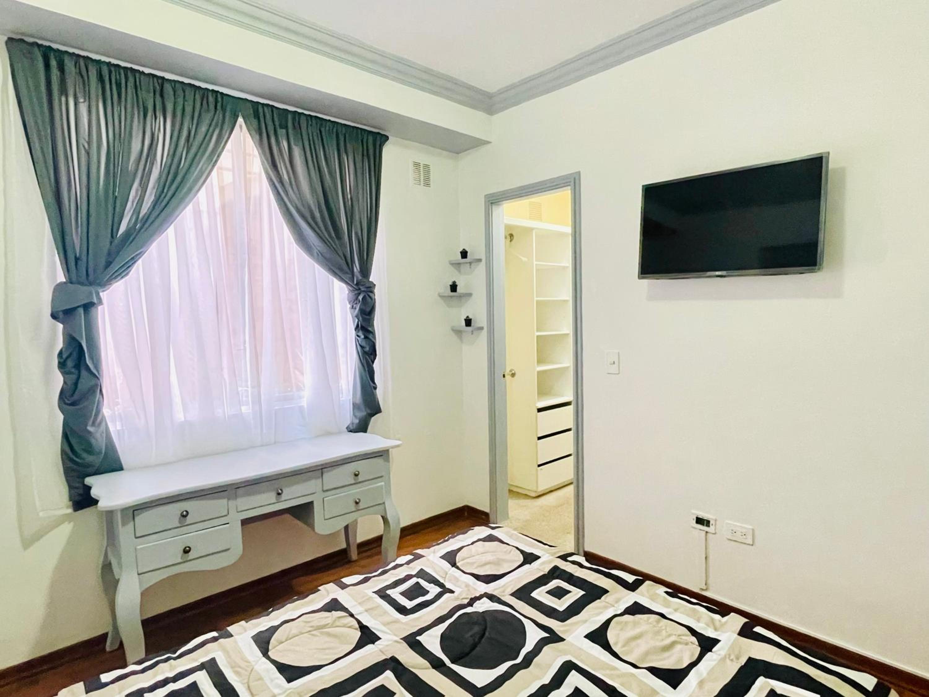 Habitación céntrica en Iñaquito Granados