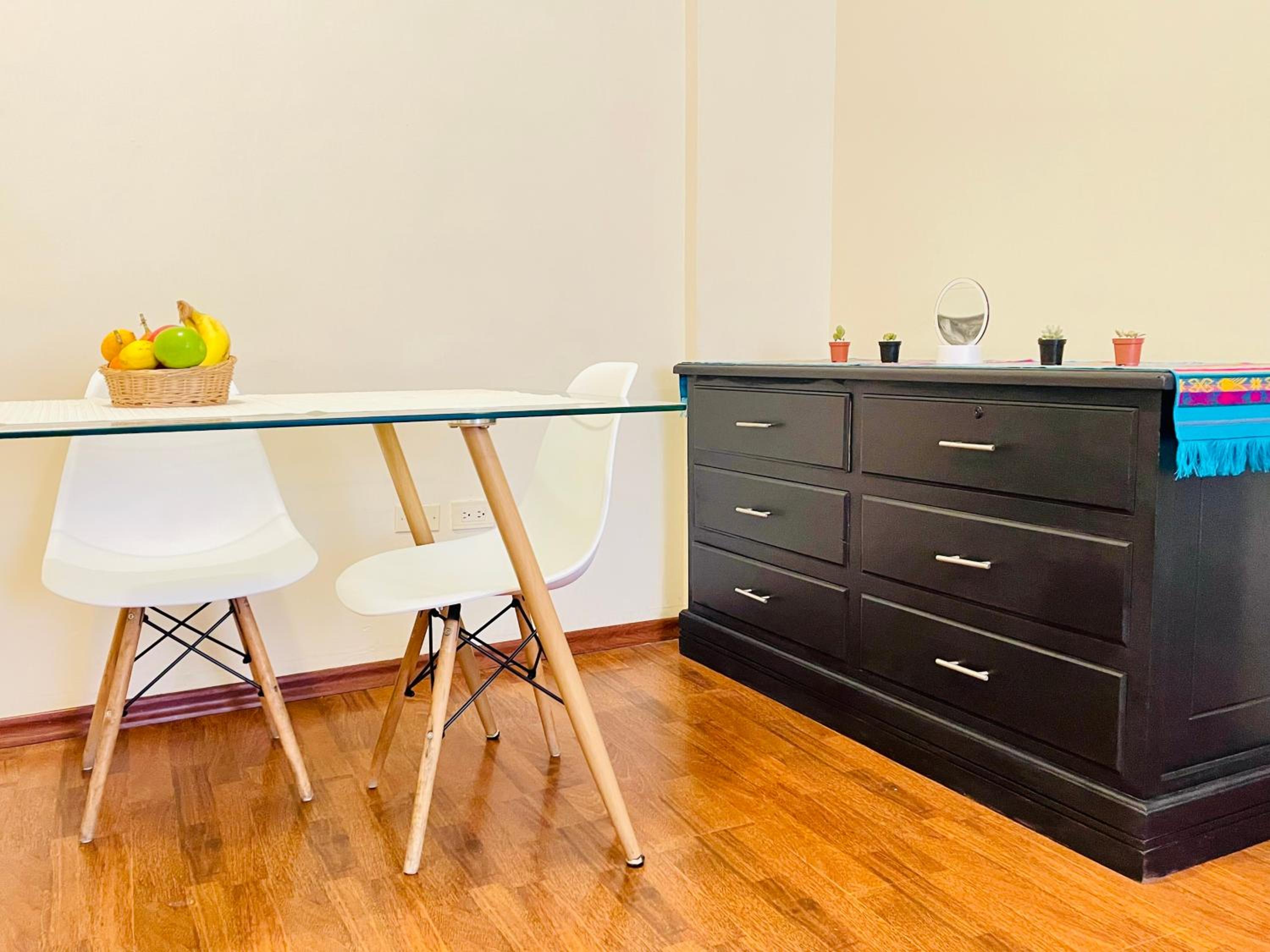 Habitación céntrica en Iñaquito Granados