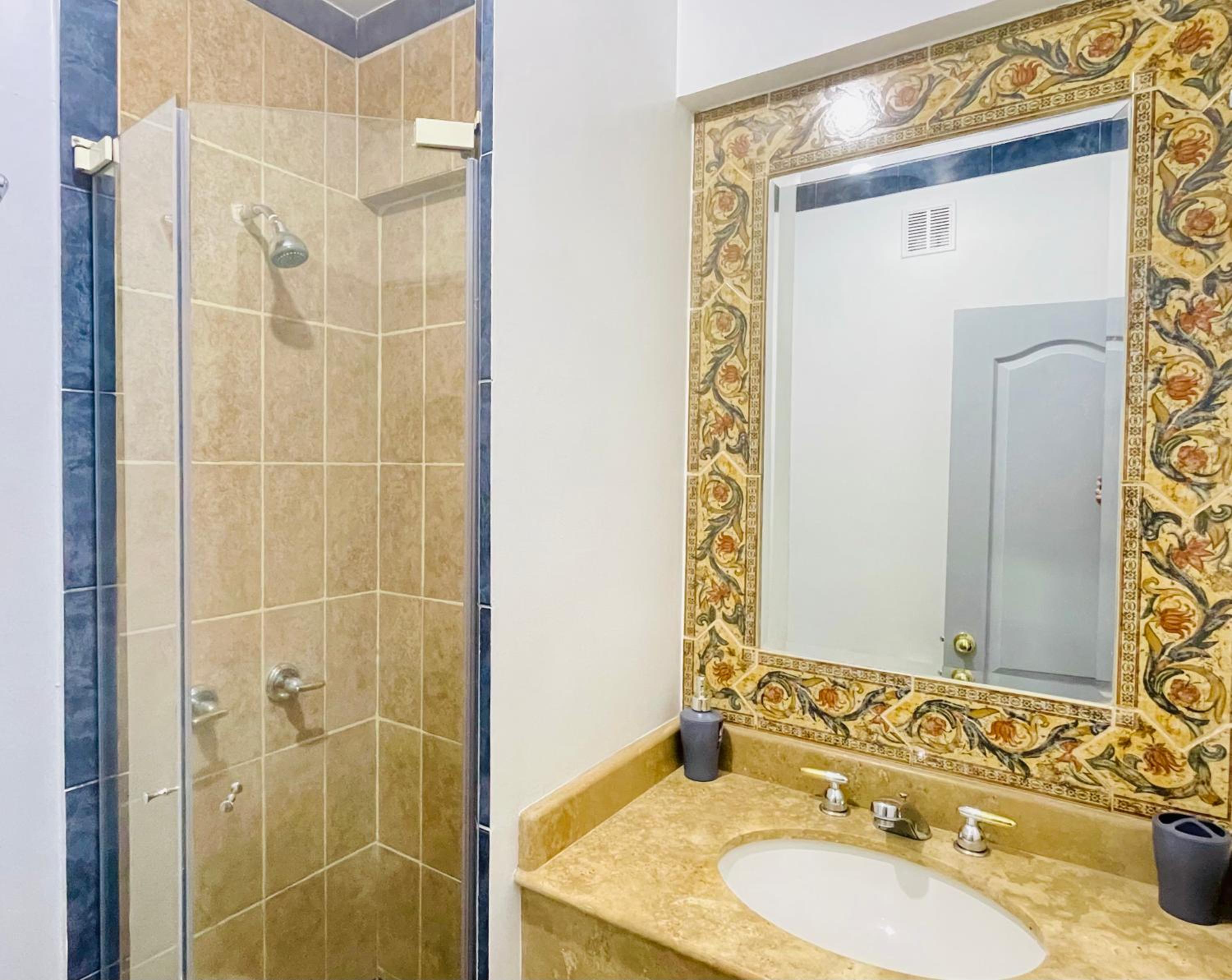Habitación céntrica en Iñaquito Granados
