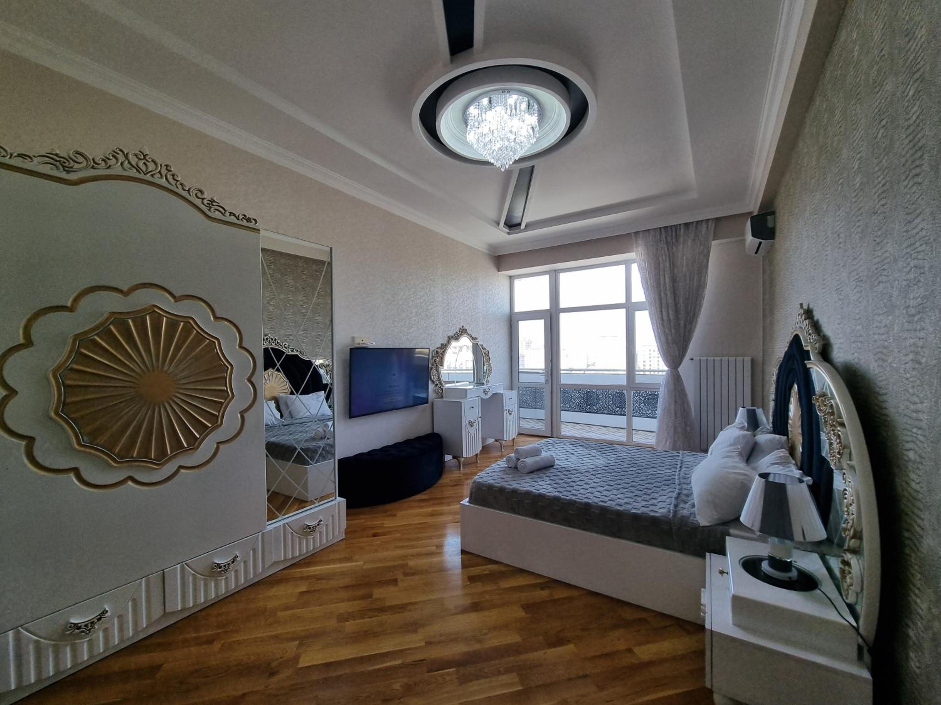 Nizami sea view