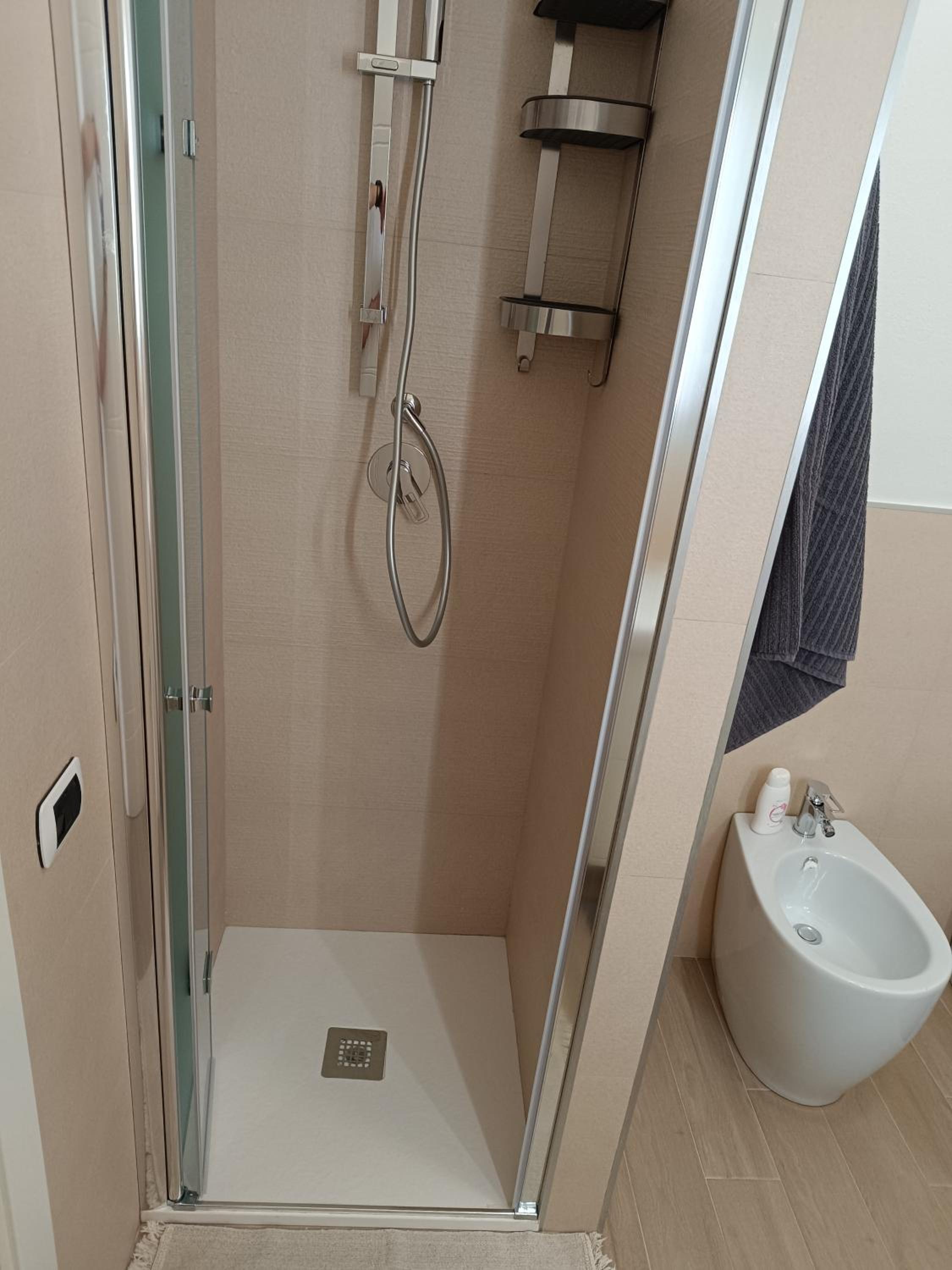 Da Nonna Lù en Quartu SantʼElena — bathroom