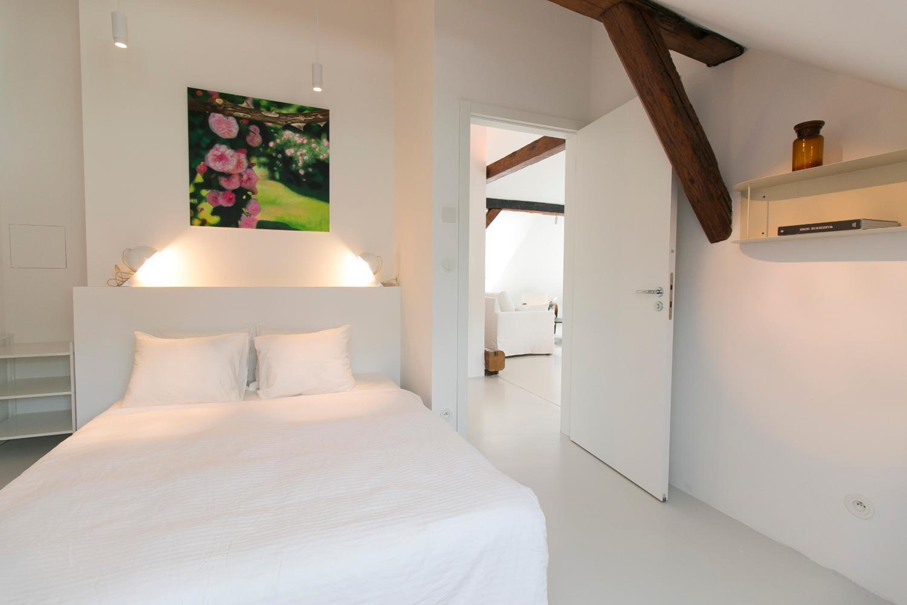CASAROSA Attico apt 3BR, 3BA
