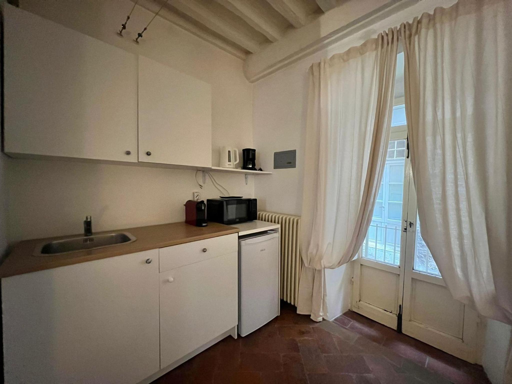 Vicolo della Scala Rooms view 5