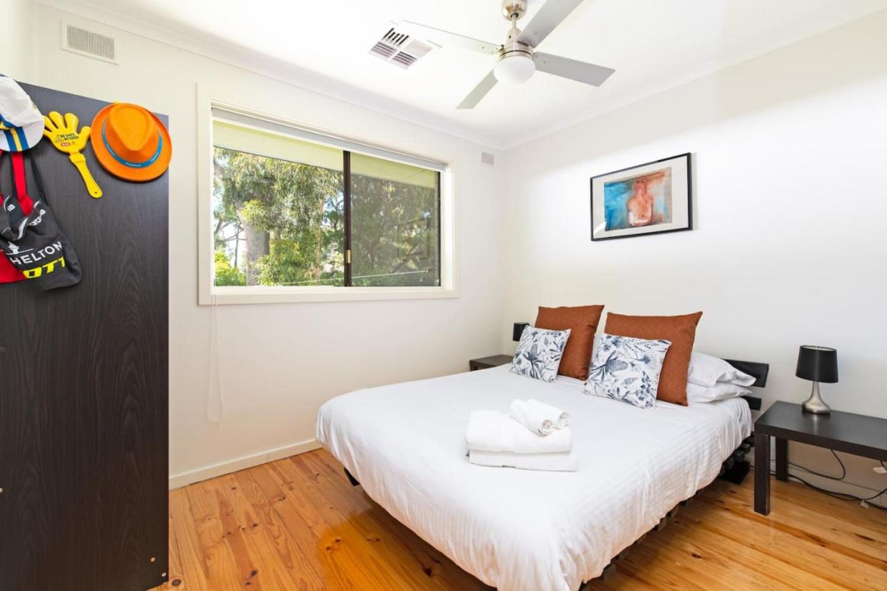 Home among the Gum Trees - free wine