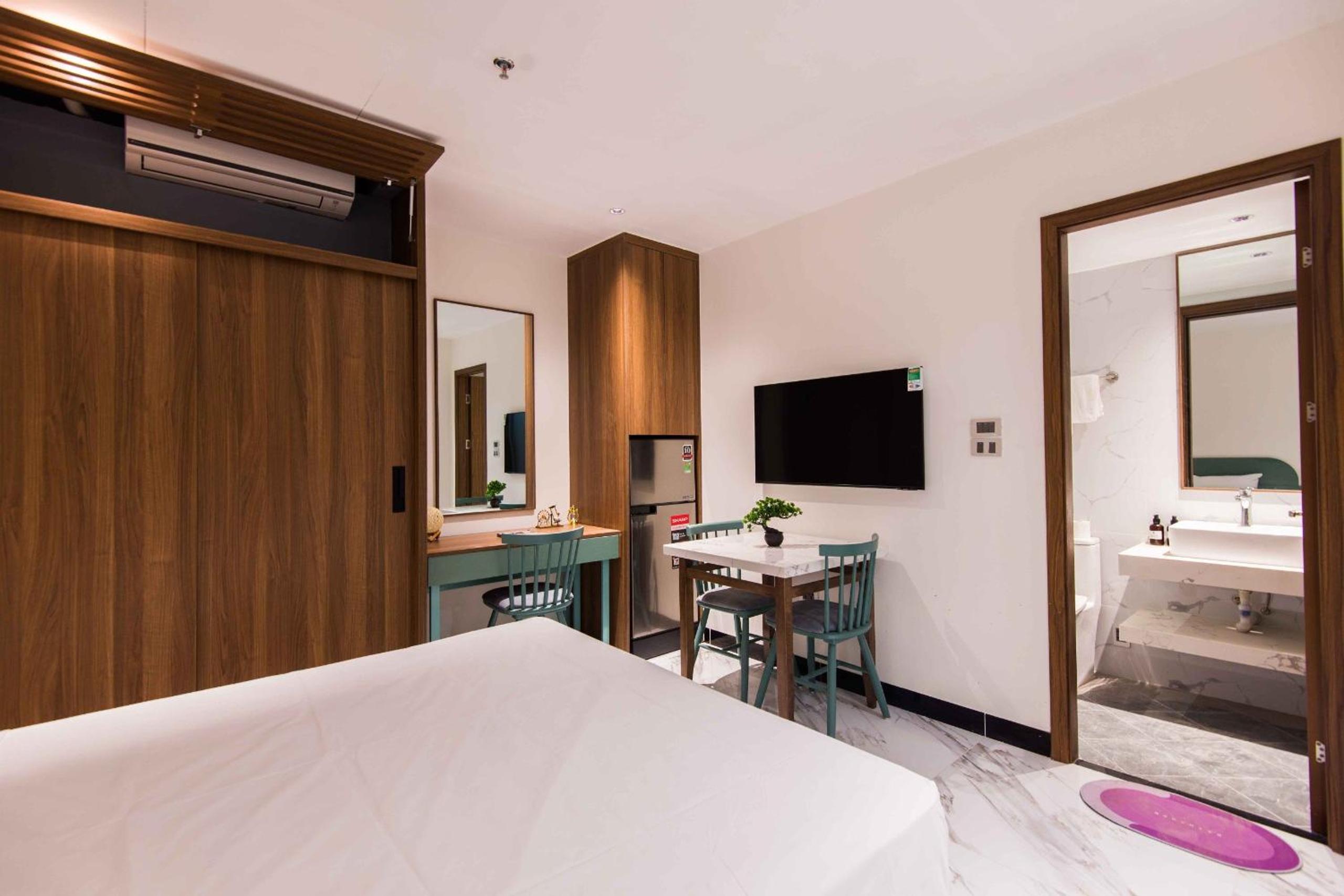 Paradise Home Hoang Cau