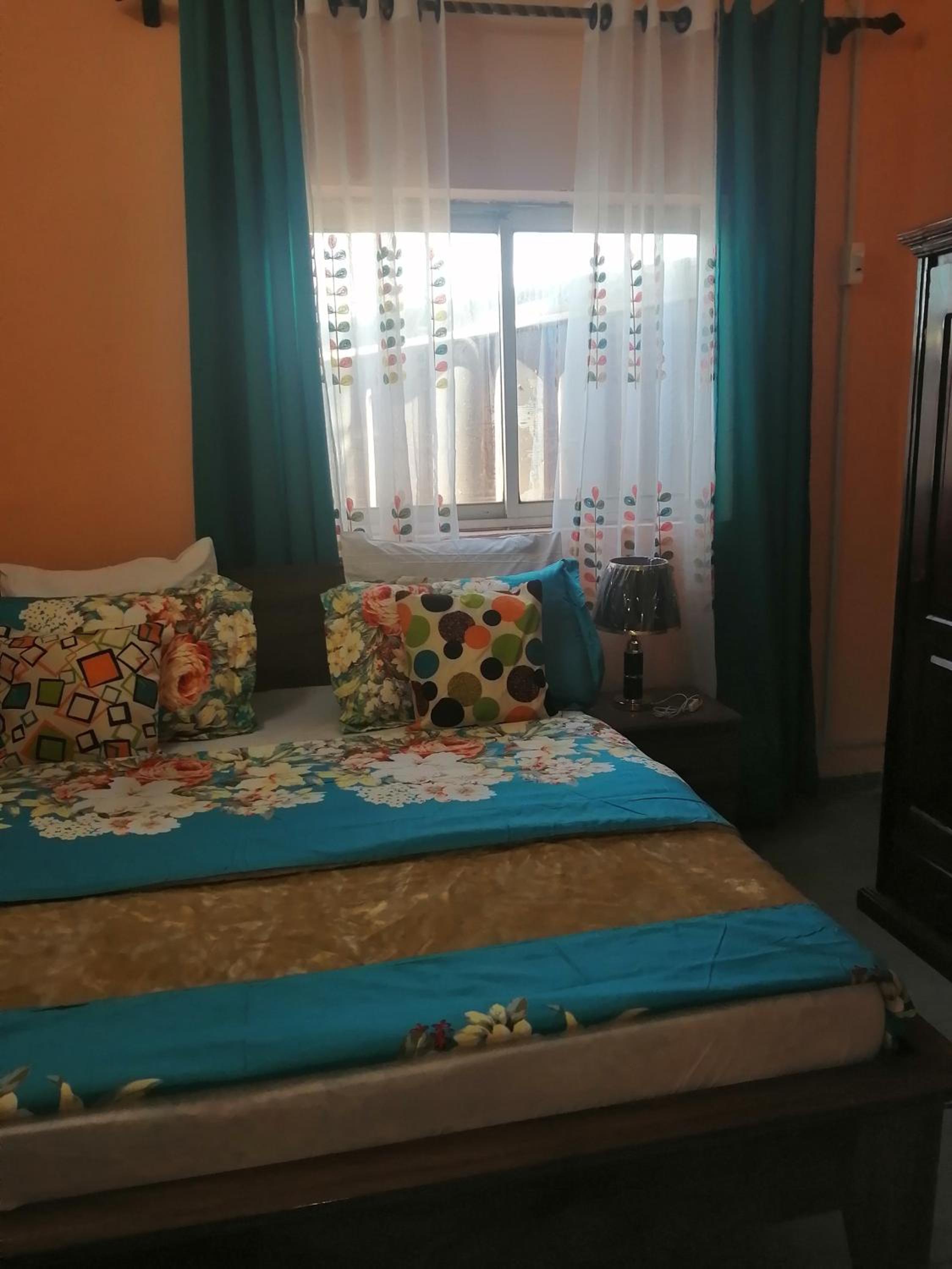 Bel appartement meublé en centre-ville de Bertoua