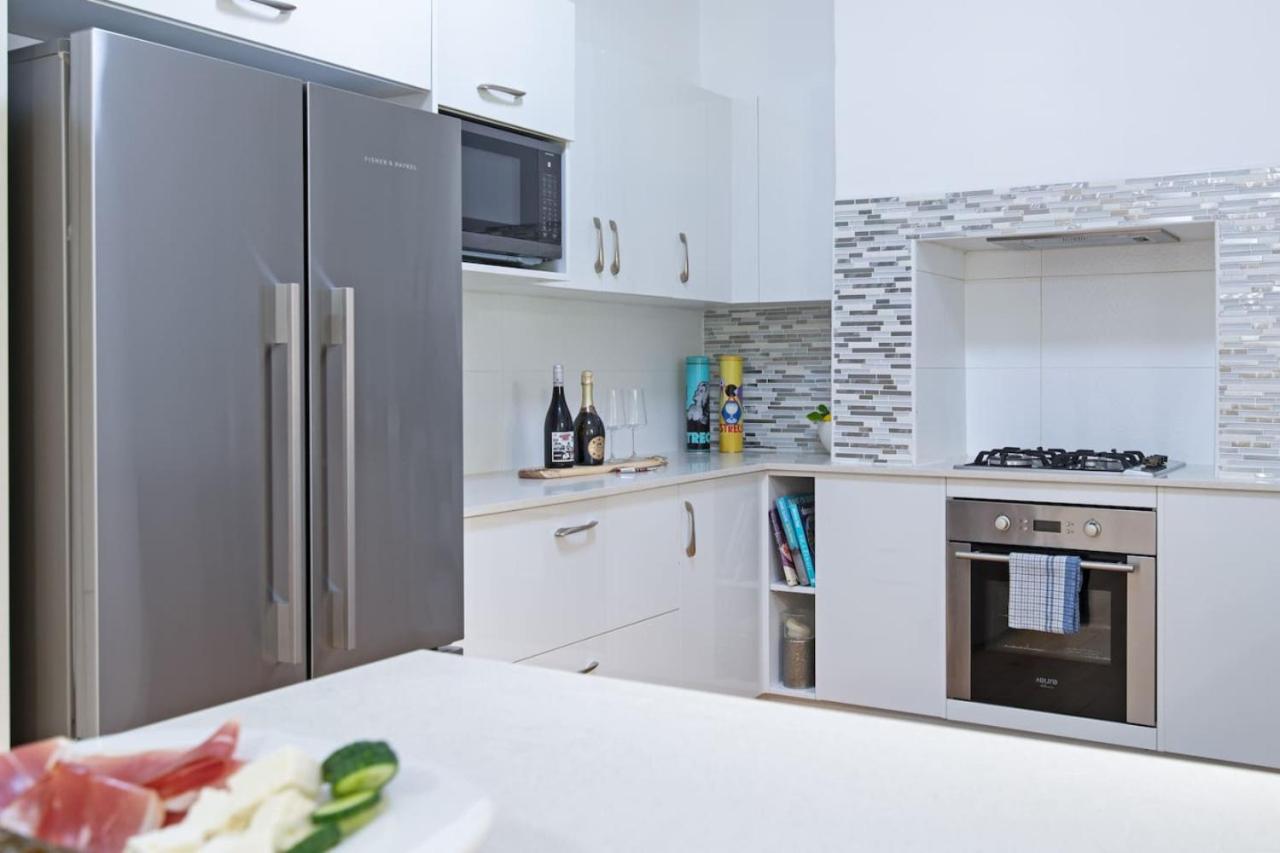Charming 3-Bedroom Sandstone Haven with free wine